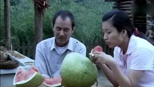 农村吃瓜搞笑,笑料百出欢乐多