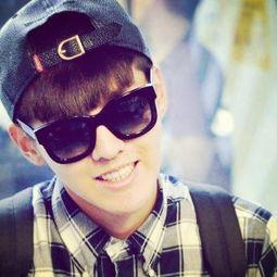 墨镜男吃瓜,揭秘娱乐圈幕后风云