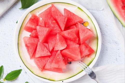 吃八阳瓜视频,解锁夏日消暑新宠